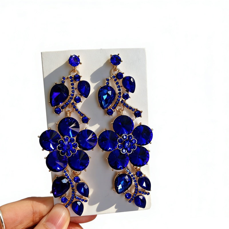 Long with red gemstones, bold and unique, light luxury earrings, palace style, women's evening party teardrop earrings