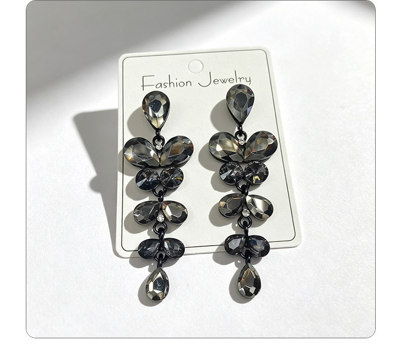 String-style water drop high-end earrings, fashionable and versatile accessories for dates