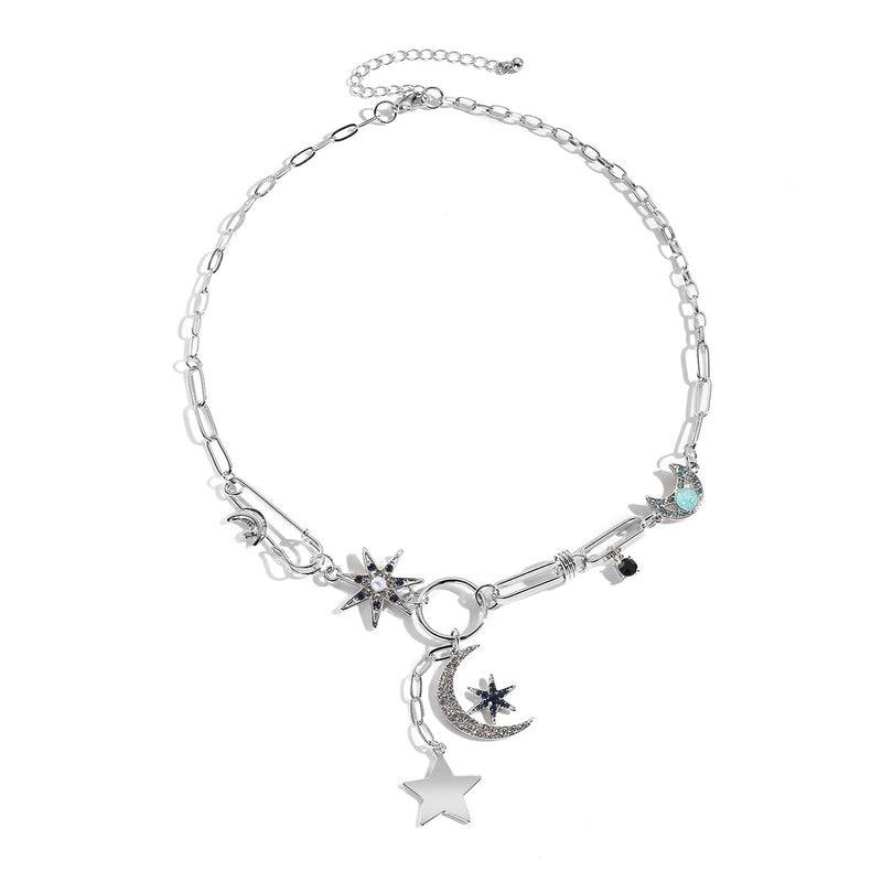 Y2K style star evil eye pendant necklace, exquisite and elegant niche collarbone chain, light luxury fashion accessory
