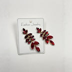 Fashionable leaf-shaped crystal hairpin for women, versatile elegant hair accessory with a light luxury and high-end feel