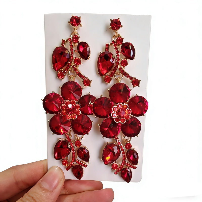 Long with red gemstones, bold and unique, light luxury earrings, palace style, women's evening party teardrop earrings