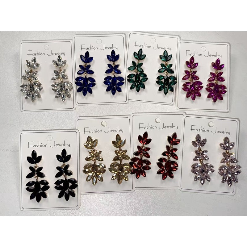 Diamond-studded leaf tassel women, light luxury style, high-end long earrings for evening parties