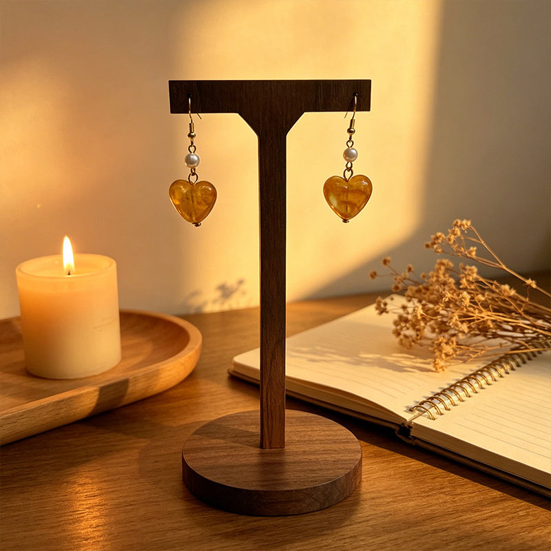Unique elegant amber heart earrings with a gentle and sophisticated vibe, versatile accessory