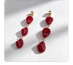 Pink irregular beaded with a gentle temperament, long earrings that flatter the face shape