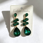 Multi-tiered long drop with colored diamonds, suitable for parties and photo shoots, versatile earrings