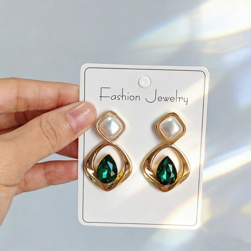 Irregular diamond-shaped earrings, light luxury, simple, fashionable, versatile earrings