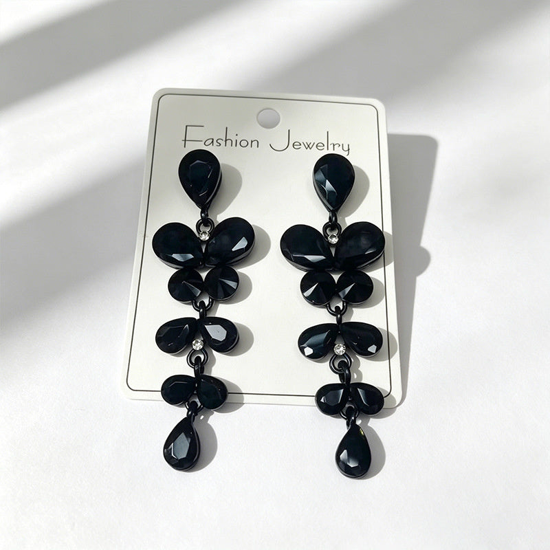 String-style water drop high-end earrings, fashionable and versatile accessories for dates