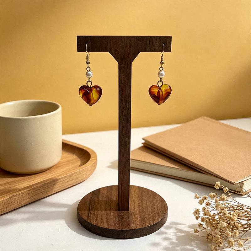 Unique elegant amber heart earrings with a gentle and sophisticated vibe, versatile accessory