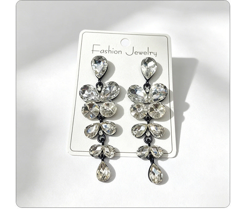 String-style water drop high-end earrings, fashionable and versatile accessories for dates