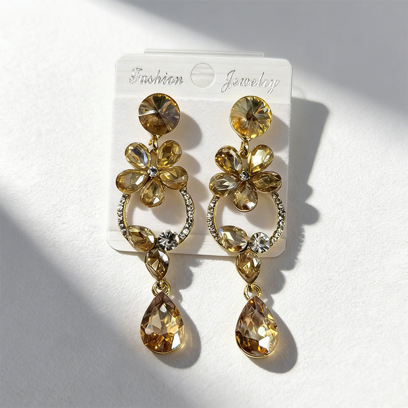 Luxurious floral with full diamond accents, long waterdrop gemstone earrings, court-style versatile earrings that enhance complexion