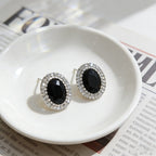 Oval made of alloy, fashionable and elegant, with a high-end feel, niche light luxury earrings