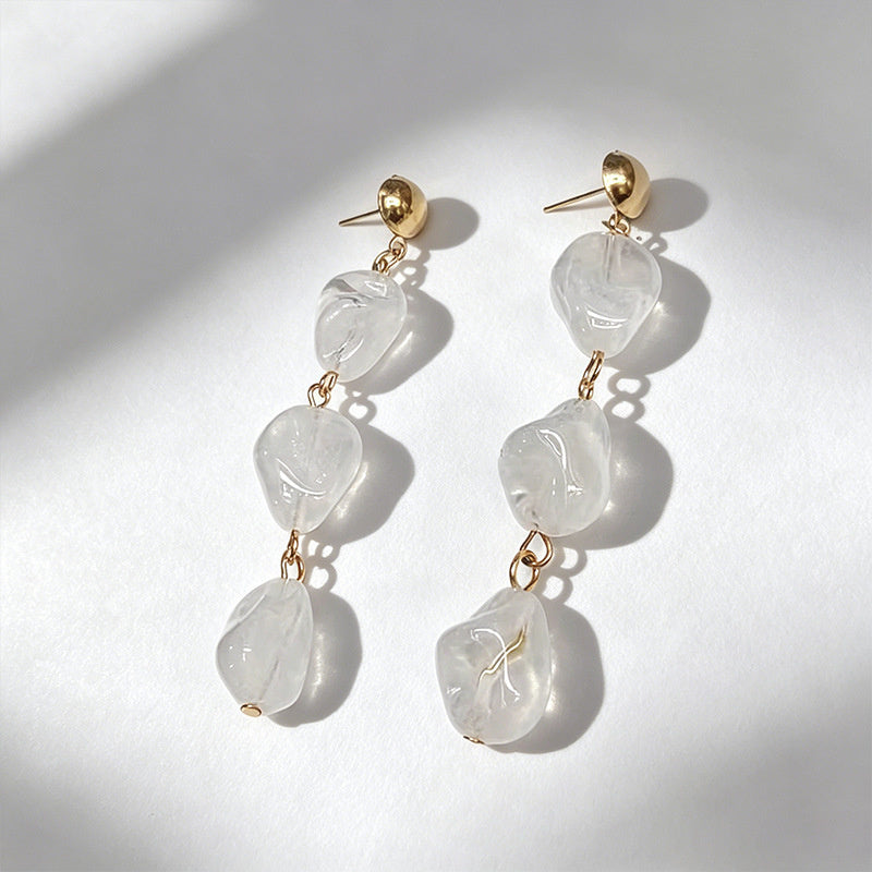 Pink irregular beaded with a gentle temperament, long earrings that flatter the face shape
