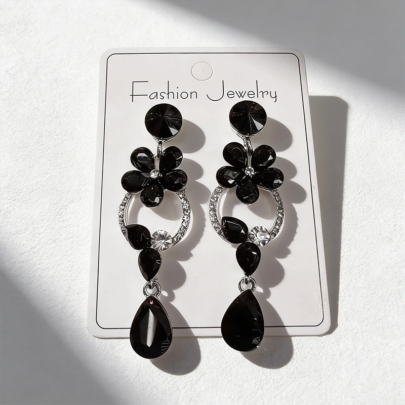 Luxurious floral with full diamond accents, long waterdrop gemstone earrings, court-style versatile earrings that enhance complexion