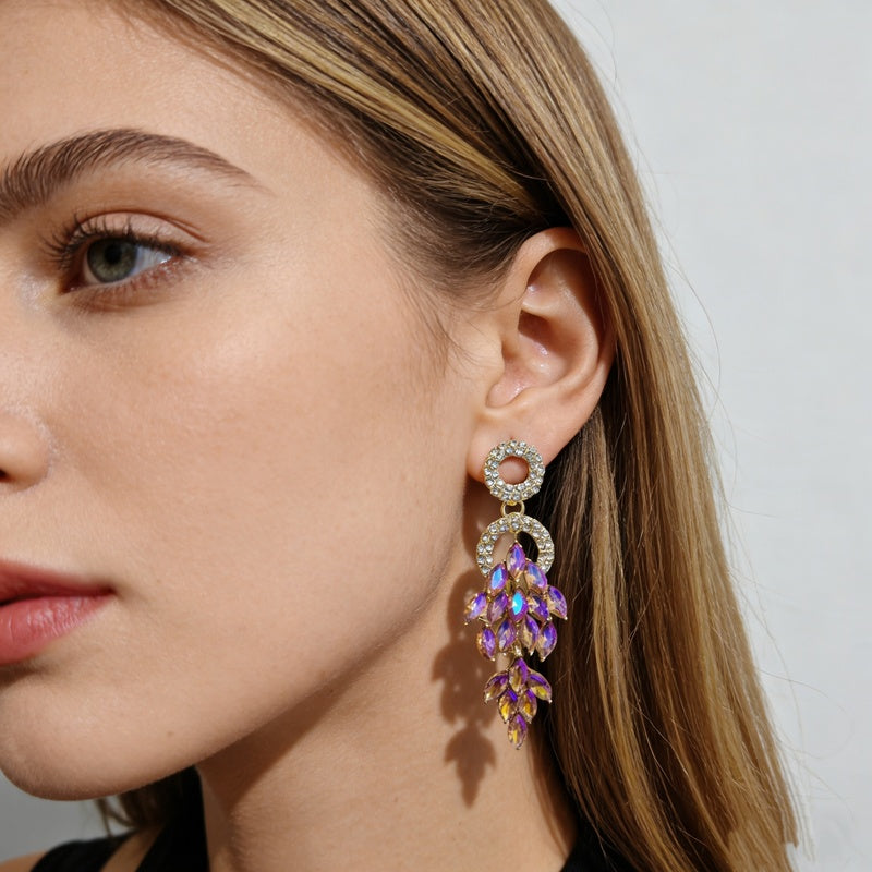 Full zirconia-studded leaf tassel pendant women, suitable for prom and evening parties, high-end fashion earrings