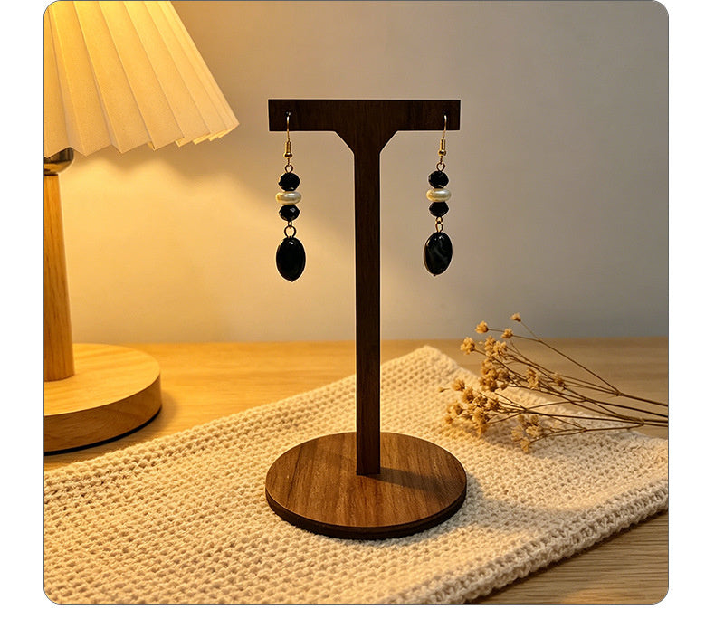 Light luxury niche black diamond pearl oval drop earrings with a French high-end feel and versatile style
