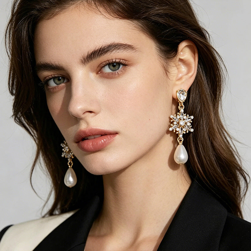 Crystal pearl with three-dimensional snowflake design and diamond inlay, Slimming long earrings