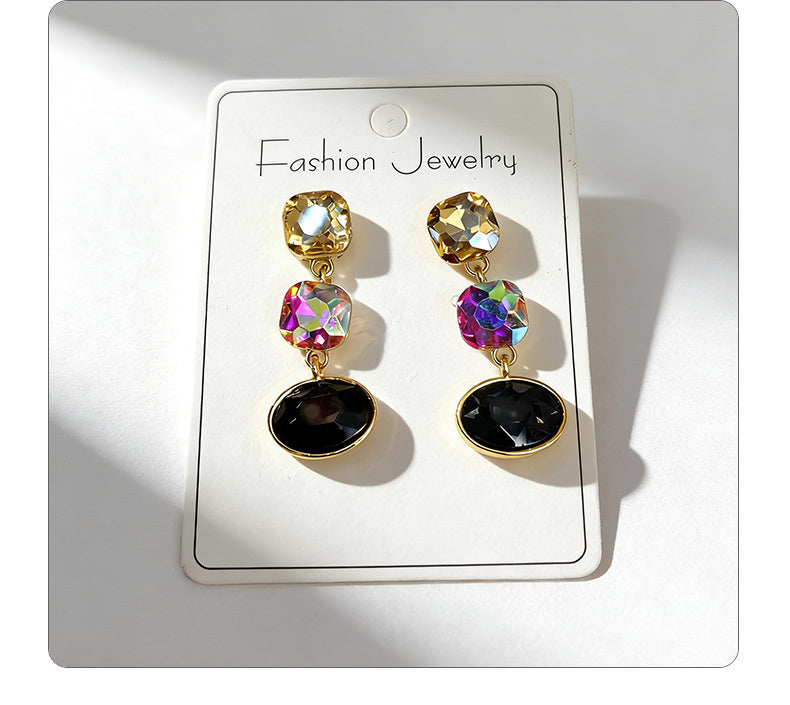 Luxury three-color gemstone with oval teardrop shape, available in multiple colors, durable and non-fading, fashionable earrings