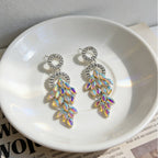 Full zirconia-studded leaf tassel pendant women, suitable for prom and evening parties, high-end fashion earrings