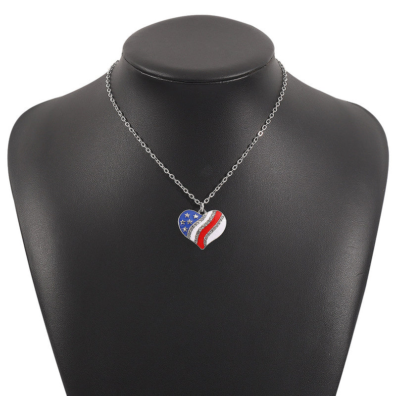 American Independence Day Flag Pendant Necklace with Rhinestones Patriotic Theme Collarbone Chain for Women