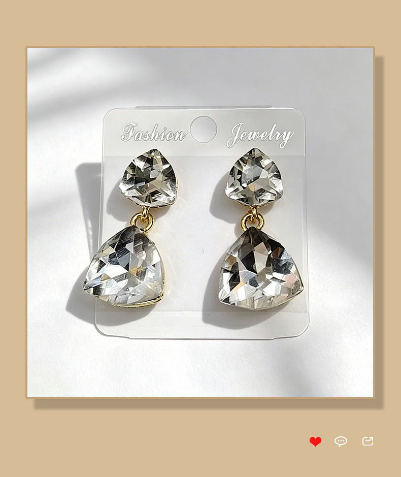 Light luxury style teardrop-shaped faceted crystal multi-layered design earrings, elegant and versatile accessories for everyday wear