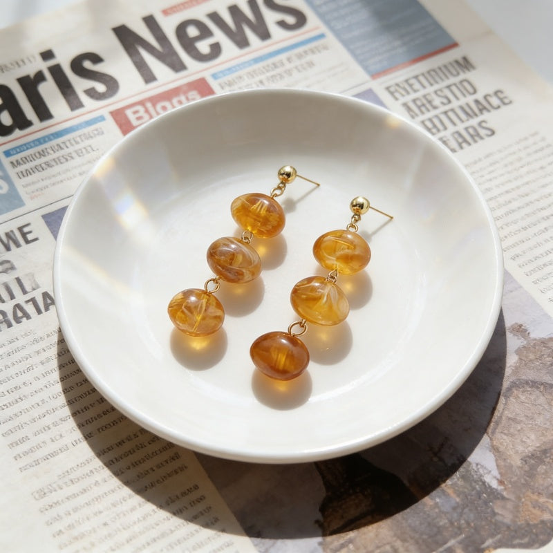 Resin luxury acrylic Maillard earrings, light luxury, niche style, sophisticated and high-end feel