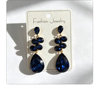Multi-tiered long drop with colored diamonds, suitable for parties and photo shoots, versatile earrings