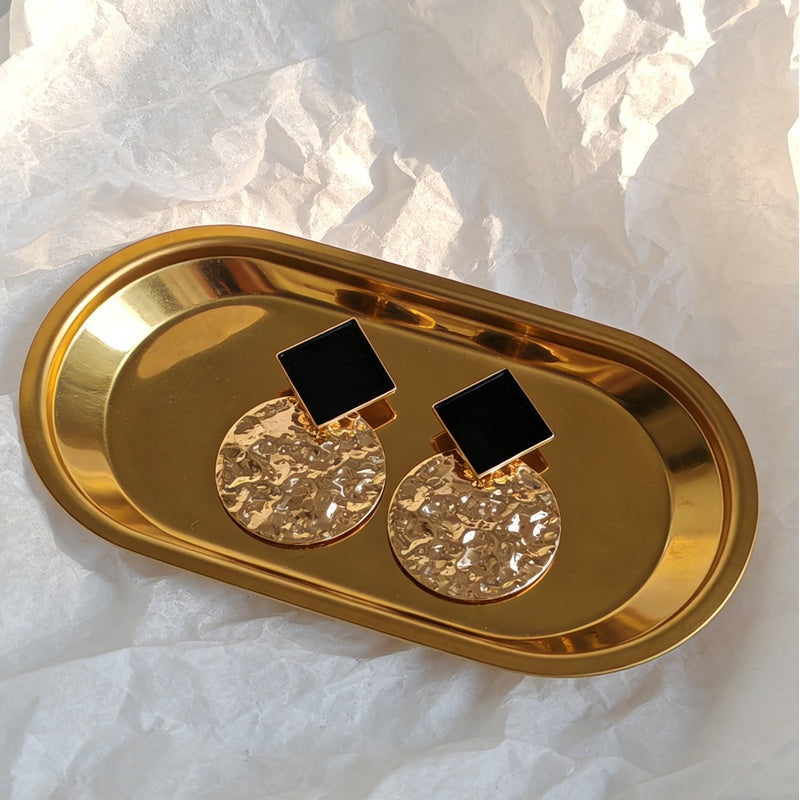 French-style elegant pearl earrings, light luxury, high-end, stunning and fashionable earrings