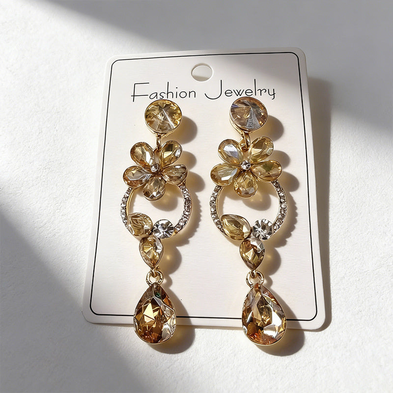 Luxurious floral with full diamond accents, long waterdrop gemstone earrings, court-style versatile earrings that enhance complexion