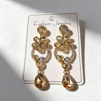 Luxurious floral with full diamond accents, long waterdrop gemstone earrings, court-style versatile earrings that enhance complexion
