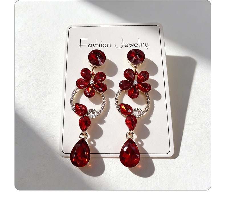Luxurious floral with full diamond accents, long waterdrop gemstone earrings, court-style versatile earrings that enhance complexion
