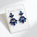 Light luxury high-end earrings with a leaf design, Korean style, trendy and fashionable ear accessories