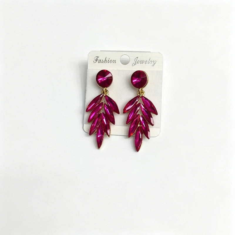 Fashionable colorful feather earrings and pendants, light luxury niche high-end earrings, best-selling item