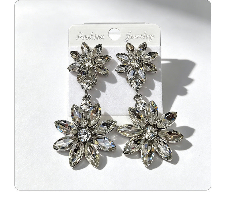 Light luxury style double-layer rhinestone flower for women, high-end versatile commuter earrings