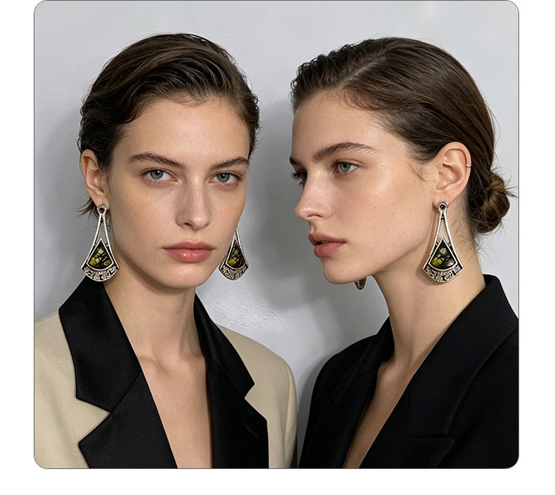 Fan-shaped triangular pattern gemstone ear hook crackle stone pendant niche everyday wear earrings