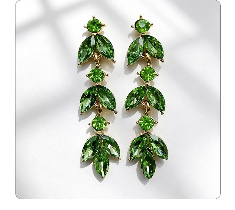 Leaf-shaped colorful diamond long earrings marquise-shaped rhinestones, suitable for pairing with dresses, creating a light and luxurious atmosphere