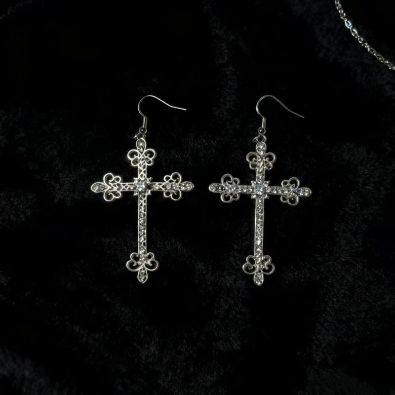 Cross necklace earring set, metal layered wear, simple and unique collarbone chain earrings