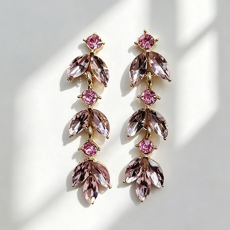 Leaf-shaped colorful diamond long earrings marquise-shaped rhinestones, suitable for pairing with dresses, creating a light and luxurious atmosphere