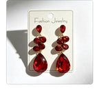Multi-tiered long drop with colored diamonds, suitable for parties and photo shoots, versatile earrings