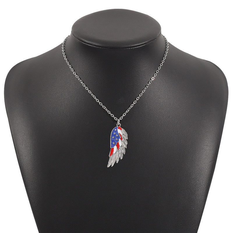 American Independence Day Flag Pendant Necklace with Rhinestones Patriotic Theme Collarbone Chain for Women